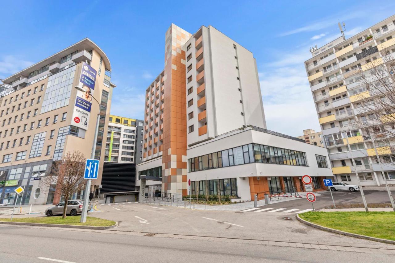 Luxury&modern GREEN Bratislava Extérieur photo